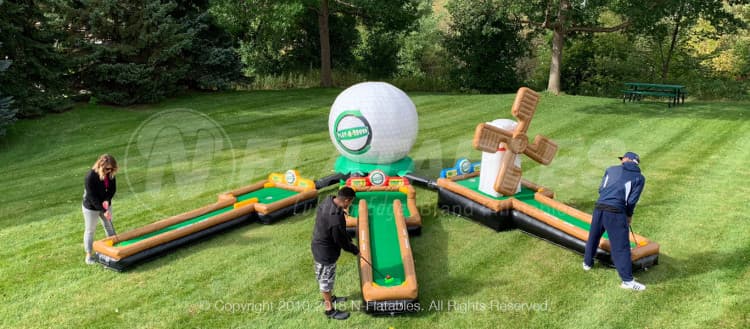 Play-A-Round Putt Putt Golf