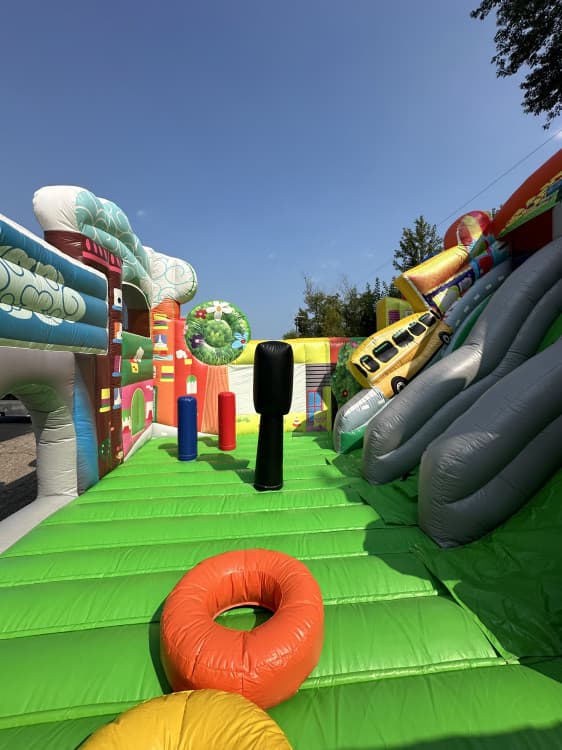 EXTREME FUN CITY Bounce House with Double Slides