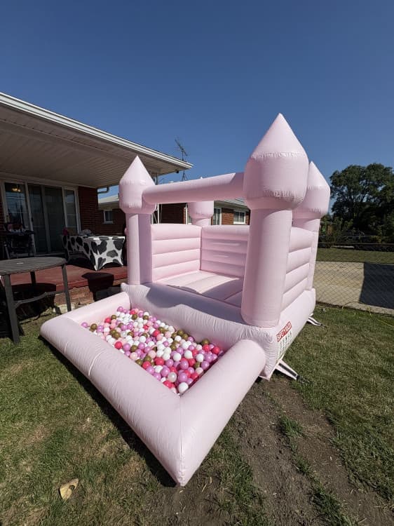 Princess PINK Mini Bounce with Ball Pit