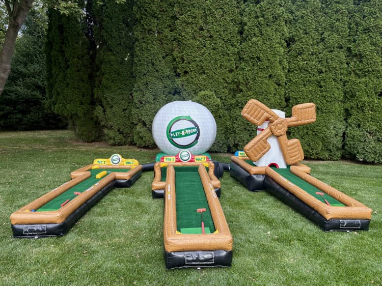 Play-A-Round Putt Putt Golf