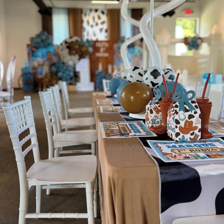 Kid's White Resin Chiavari Chair 1